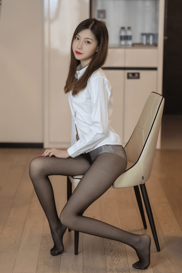 许岚LAN – NO.07 黑丝少女 [22P-326MB]预览图 2