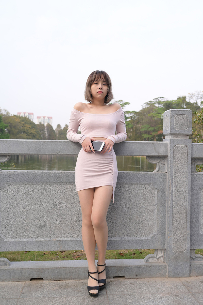 [街拍]F163.庭中美女羽弥[图片/视频/11.1G]